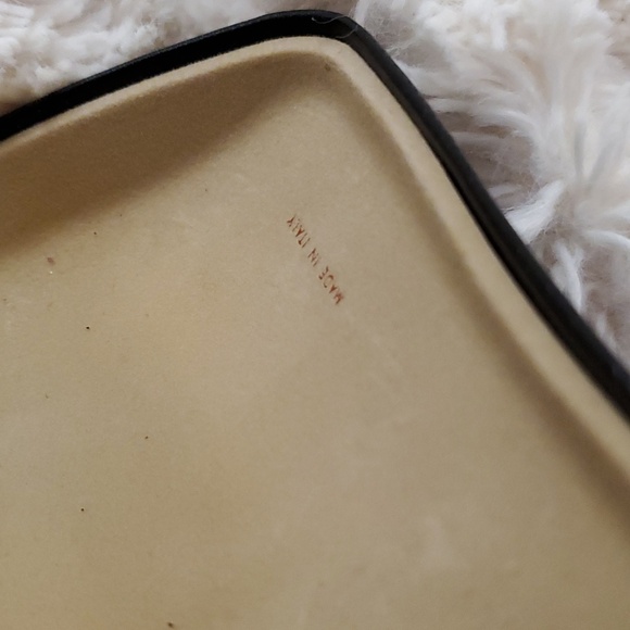 ? Authentic Chanel Sunglassess Hard Case main image 6